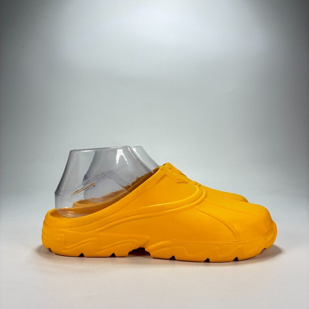 Bass Outdoor Field Clogs Bright Yellow Comfort Slip On Slide Slippers Men's Sz 8